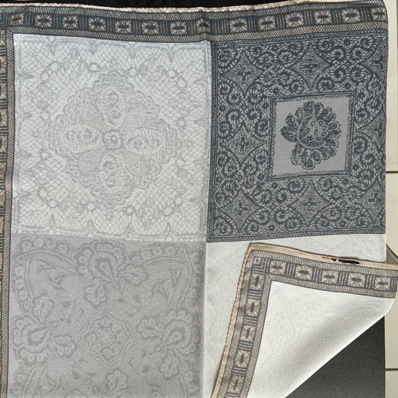 Lot of 5 silk scarves green/blue/gray/brown/black - Picture 8 of 12